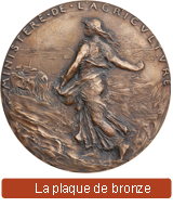 La plaque de bronze de la semeuse par oscar roty